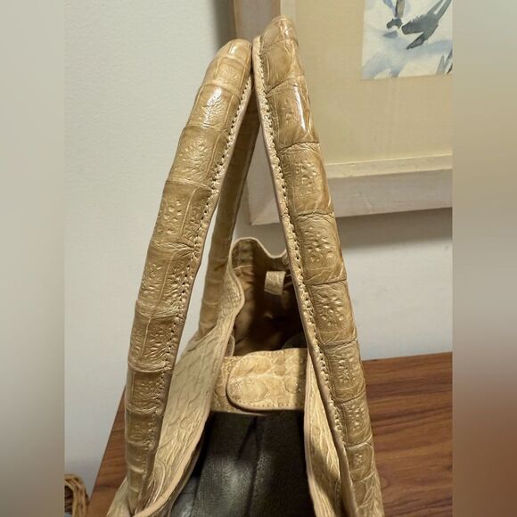 Byron Genuine Hornback Crocodile Tan Leather Tote. - Picture 8 of 11